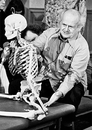 Moshe Feldenkrais lesson with skeleton